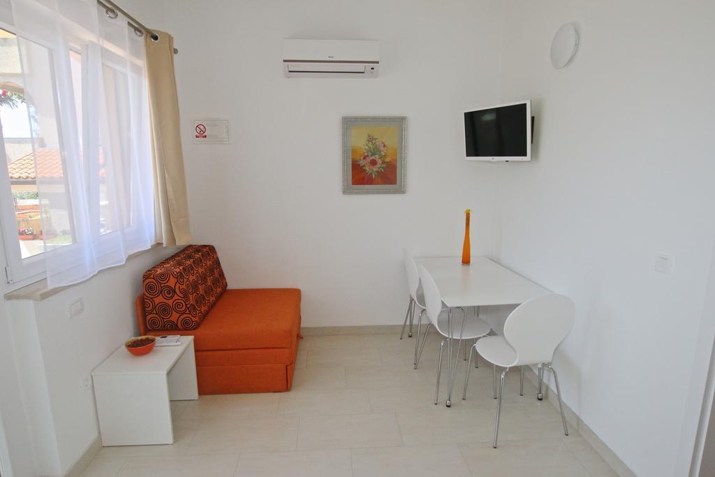 Solaria Apartments Пореч Екстериор снимка
