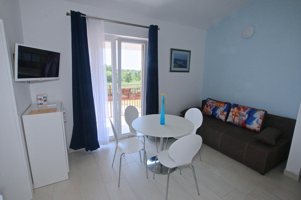Solaria Apartments Пореч Екстериор снимка