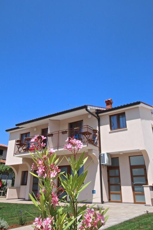 Solaria Apartments Пореч Екстериор снимка